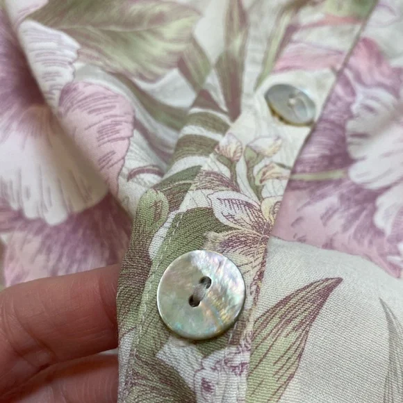 🌺🦜Tropic Vibes 🍹 Hawaiian floral print blouse S/M - Picture 8 of 16